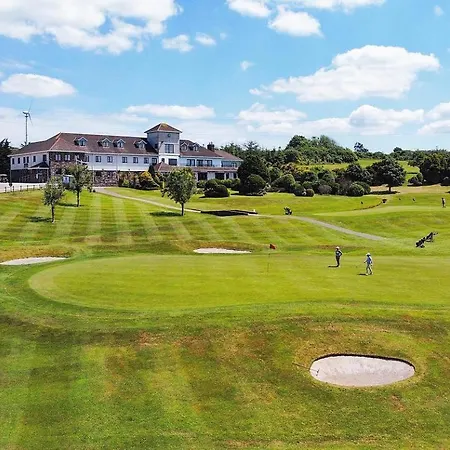 Bowood Park * Camelford